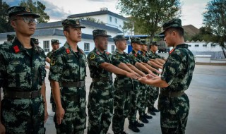 当兵多久回家一次 今天算是知道了