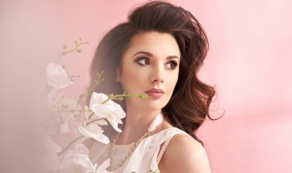 年纪越大越漂亮原因 为什么有的女人年纪越大越美丽