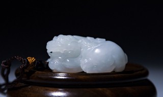 貔貅的正确戴法 如何正确佩戴貔貅