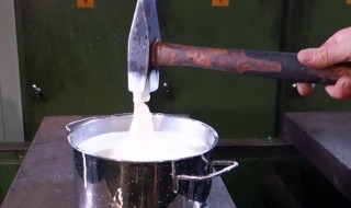 非牛顿流体制作方法用面粉 怎么用面粉做非牛顿流体