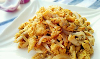 圆葱炒鸡蛋家常做法 圆葱炒鸡蛋怎么做