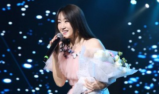 某年某月是什么歌曲名 下面就告诉大家