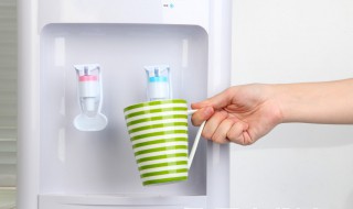 美的饮水机怎样加水 美的饮水机加水方法