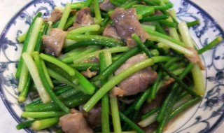 蒜台怎么做好吃 选好“配菜”是关键! 这样搭配炒, 鲜美无比