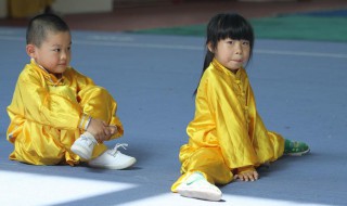 铁板桥的好处与坏处 练习武术招式铁板桥的利弊