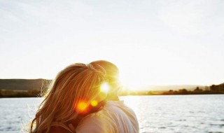 恋爱长跑结婚文艺句子 恋爱长跑结婚文艺句子列述