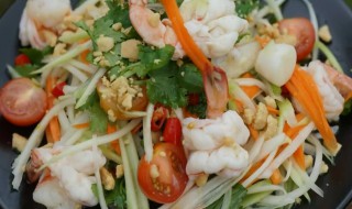 怎样用虾仁做蔬菜沙拉 虾仁蔬菜沙拉的做法