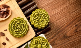 怎样做酥酥的绿豆糕 自制绿豆糕的做法分享