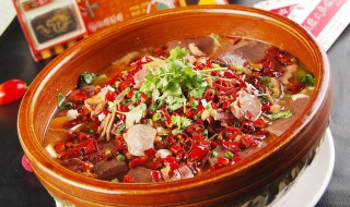 毛血旺制作方法 怎么做好吃的毛血旺