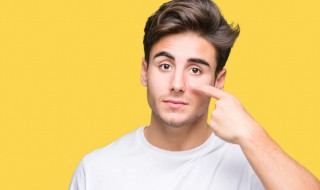 男祛痘有效方法 良好的生活习惯十分重要