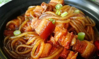 猪肉炖粉条的家常做法 怎么做猪肉炖粉条