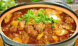 家常牛肉烧土豆的做法 需要准备什么材料呢