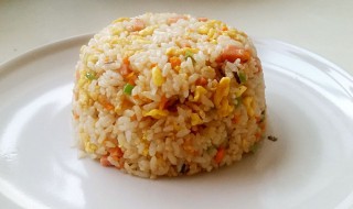 鸡蛋炒米饭的正确做法 鸡蛋炒米饭的正确做法与步骤