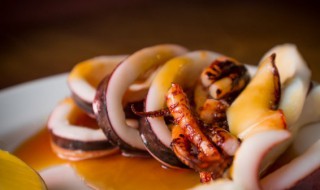 怎样做速冻鱿鱼卷 超市买的鱿鱼卷怎么做