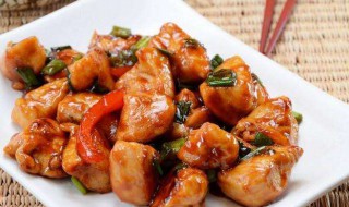 怎样做红烧鸡块呢 红烧鸡块做法介绍