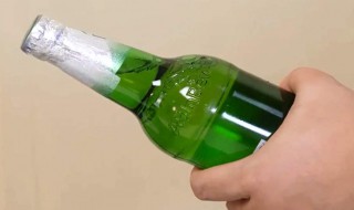 没有开瓶器怎样开啤酒 没有开瓶器开啤酒方法介绍