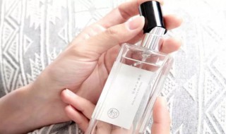 品香水的方法 品香水的方法简述