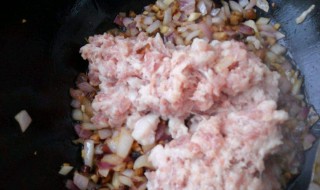 卤肉怎么做臊子 卤肉臊子的做法