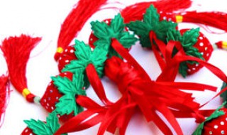 怎么做草莓香包 做草莓香包的方法