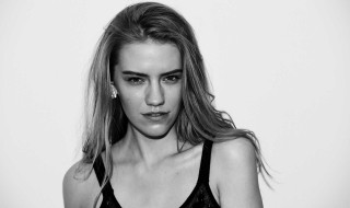 高街自拍是什么梗 高街自拍介绍