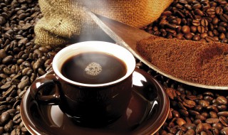 咖啡渍弄到白衣服上怎么清洗 咖啡渍弄到白衣服如何洗