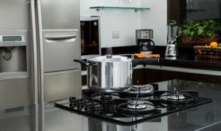 煤气灶打着火松手就灭维修 煤气灶打着火松手就灭怎么维修