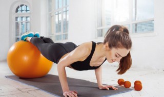 瑜伽的好处及作用 瑜伽有什么好处