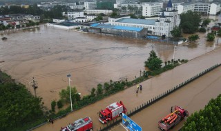 暴雨自救指南 个人应该如何在暴雨中自救