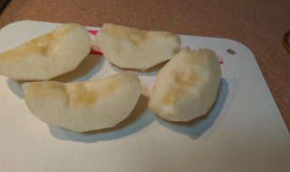 雪梨炖鸭汤的做法 雪梨炖鸭汤怎么做