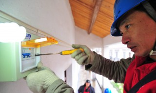 漏电断路器1pn与2p有何区别 漏电断路器1p+n和2p的不同之处