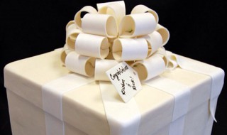 礼物盒蛋糕的做法 Tiffany礼物盒蛋糕的做法