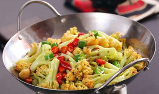 素干锅菜花的家常做法 现在你学会了吗