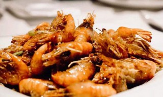 爆河虾简单做法 一道传统名菜
