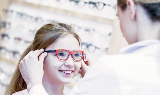 多焦点眼镜的优缺点 多焦点的镜片有什么优缺点