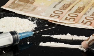 可卡因是从什么植物上提取的 可卡因是从哪来的