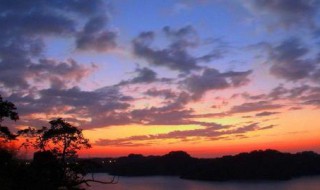 腾冲客运站到保山最早是几点 腾冲到保山车次最早几点发车