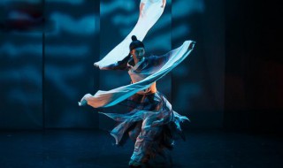 四个婴舞蹈原地转圈技巧 原地转圈方法