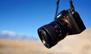 索尼黑卡和微单哪个好 索尼微单好还是黑卡好