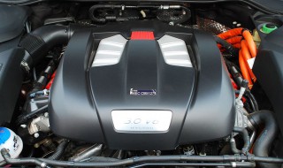 卡宴机油滤芯在哪 卡宴机滤在哪个部位