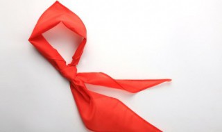 红领巾心语卡老队员留言怎么写 红领巾老队员的心语卡留言