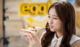 做梦吃东西是什么意思 它预示着什么