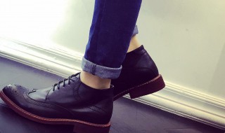 马丁靴如何搭配衣服男士 帅气小哥哥必知的四种搭配