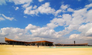 昆明锦江大酒店到巫家坝距离 请看距离