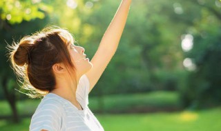 女孩丸子头扎法 女生扎什么丸子头好看