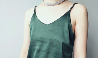 背心怎么穿搭 夏季学着穿太好看了
