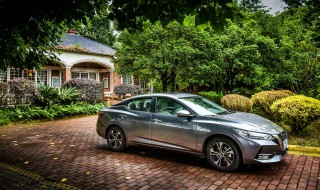 日产轩逸是双离合器吗? 每年销量多少