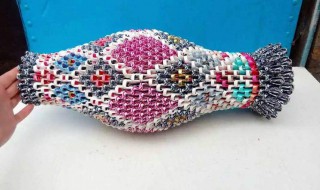 扑克牌做花瓶的方法 怎么用扑克牌做花瓶_