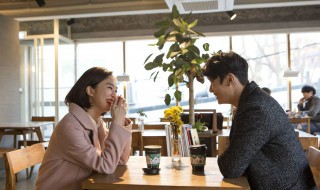 早上和女生聊什么 男生赶紧过来看看