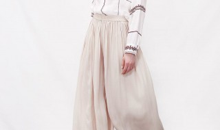 女生灯笼裤怎么搭配 够洋气