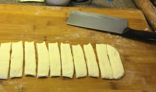 自制放心油条做面包 自制放心油条做面包技巧详解教程